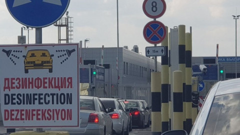 73 бойни пистолета бяха заловени на „Капитан Андреево“
