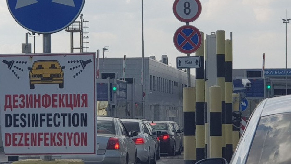 73 бойни пистолета бяха заловени на „Капитан Андреево“