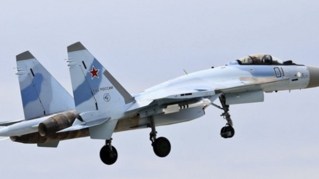 Русия въоръжава Иран: Първите 20 изтребителя Су-35 вече са готови