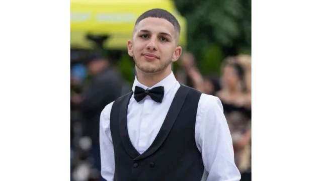 20-годишен се вряза в паркиран камион и загина на място