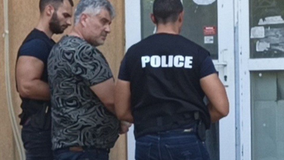 Серийният убиец милионер Станимир Рагевски подготвял бягството си от затвора