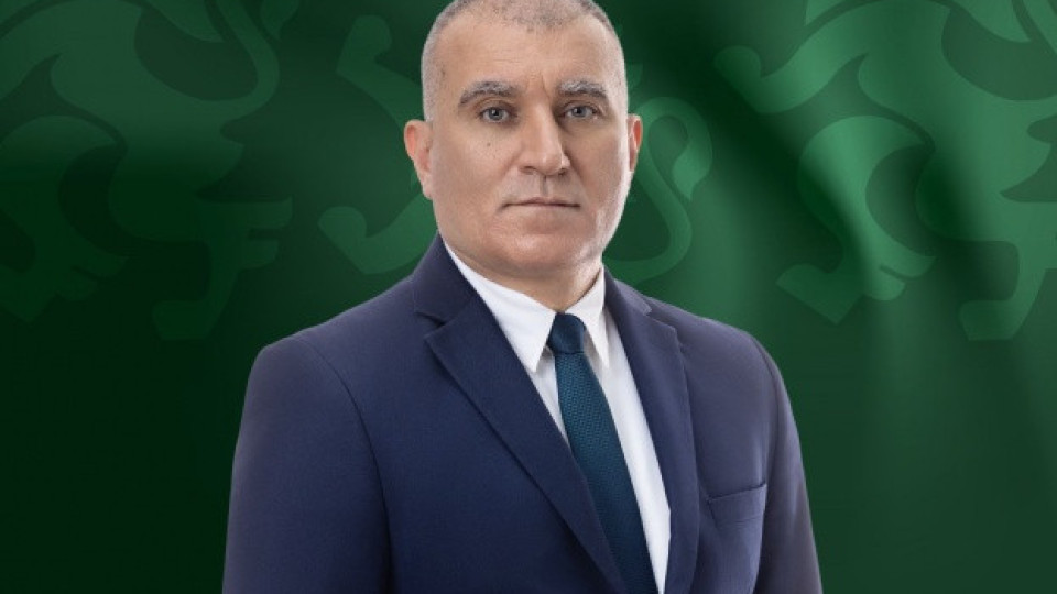 Ивелин Първанов: България не може да си позволи да остане без решение за бойната авиация