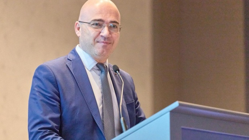 Министър Илин Димитров за домакинството на Бургас за "Евровизия 2027": Убеден съм, че ще се справим повече от добре