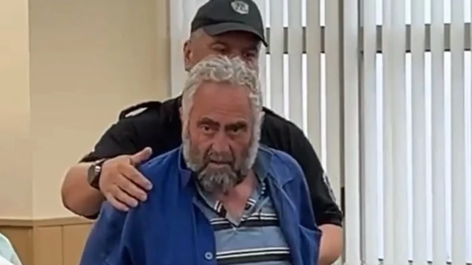 Ще оправдаят ли бившия полицай Лапков, убил и нарязал на парчета крадец рецидивист?