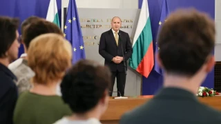 Премиерът награди олимпийците ни по природни науки: Показахте, че България може да превъзхожда най-добрите в света