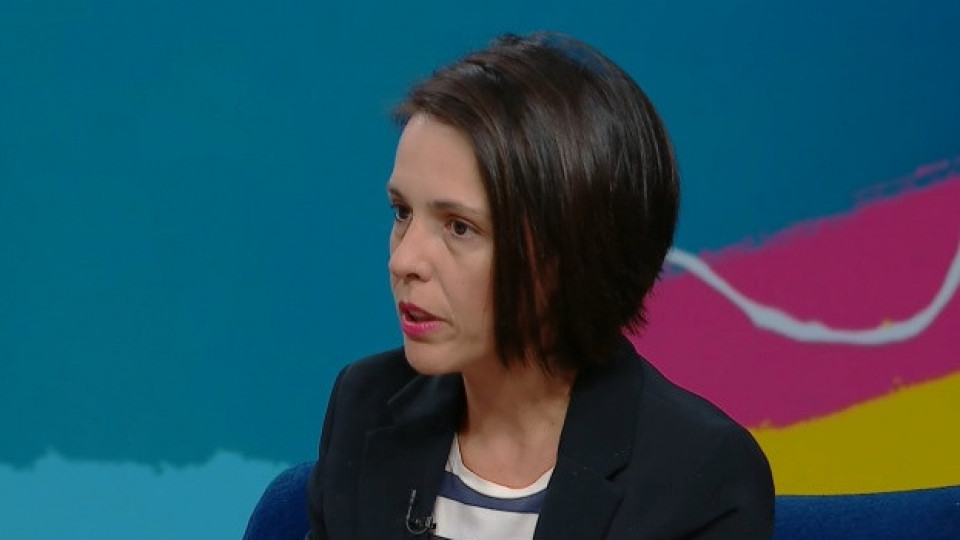 Ирина Дакова: Това, което се случва пред Народния театър, е провокация