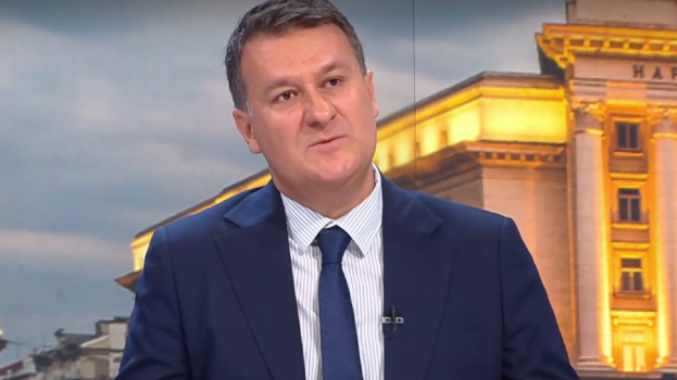 Доц. Милен Любенов: Кандидатпрезидентската кампания тече доста фрагментирано