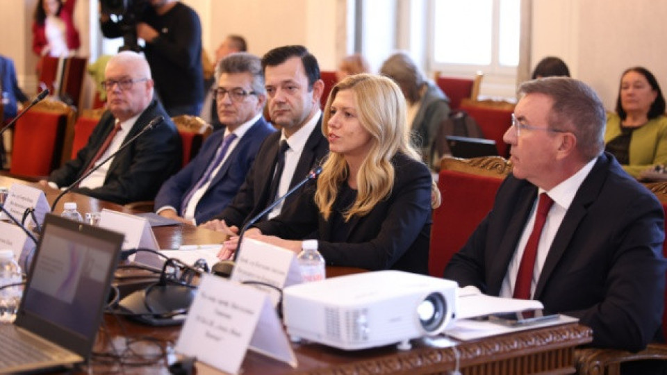 Михаела Доцова: В борбата със затлъстяването е необходимо да има последователност и приемственост на ниво законодателна, изпълнителна и местна власт