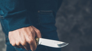 Сириец е намушкал с нож двете момчета пред НДК