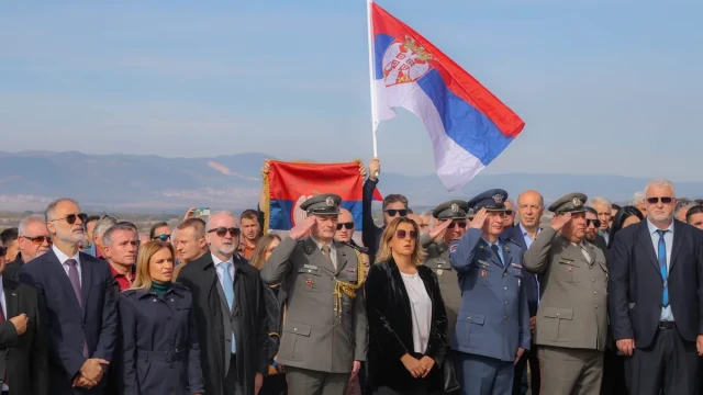В прегръдката на Белград Скопие отбеляза с почести началото на сръбската окупация през 1912 г.